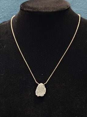 Luna Norte Quartz Necklace